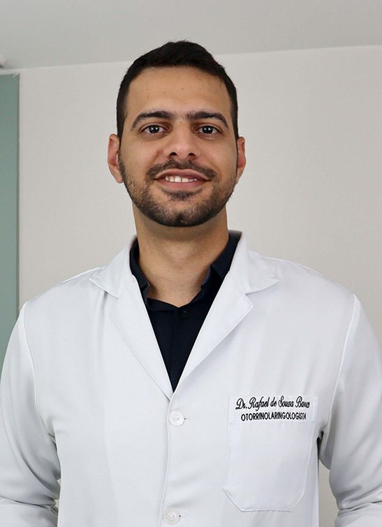 Dr Rafael Souza Barros - Otorrinolaringologista