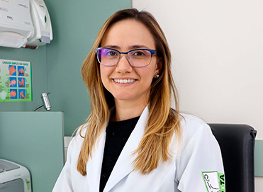 Dr Alessandra Alencar
