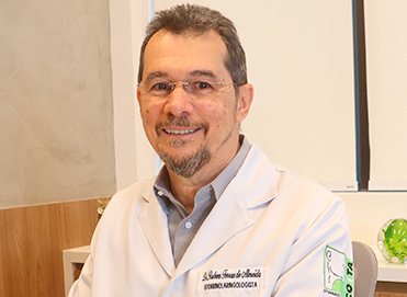 Dr Rubens Ferraz